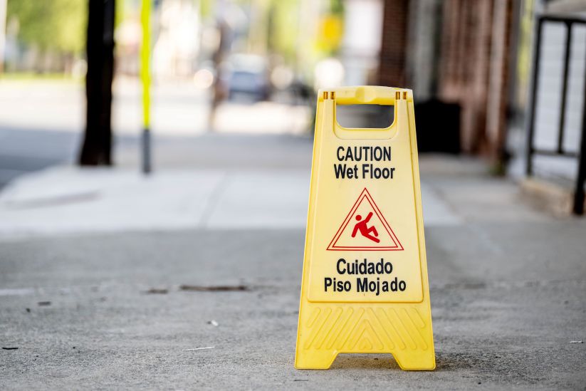 Abogado de resbalones y caídas en Chicago